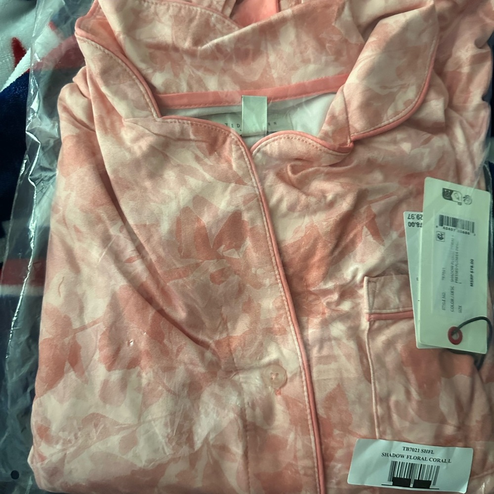 Ted Baker London Pink Watercolor Button-Front Short Pajama Set